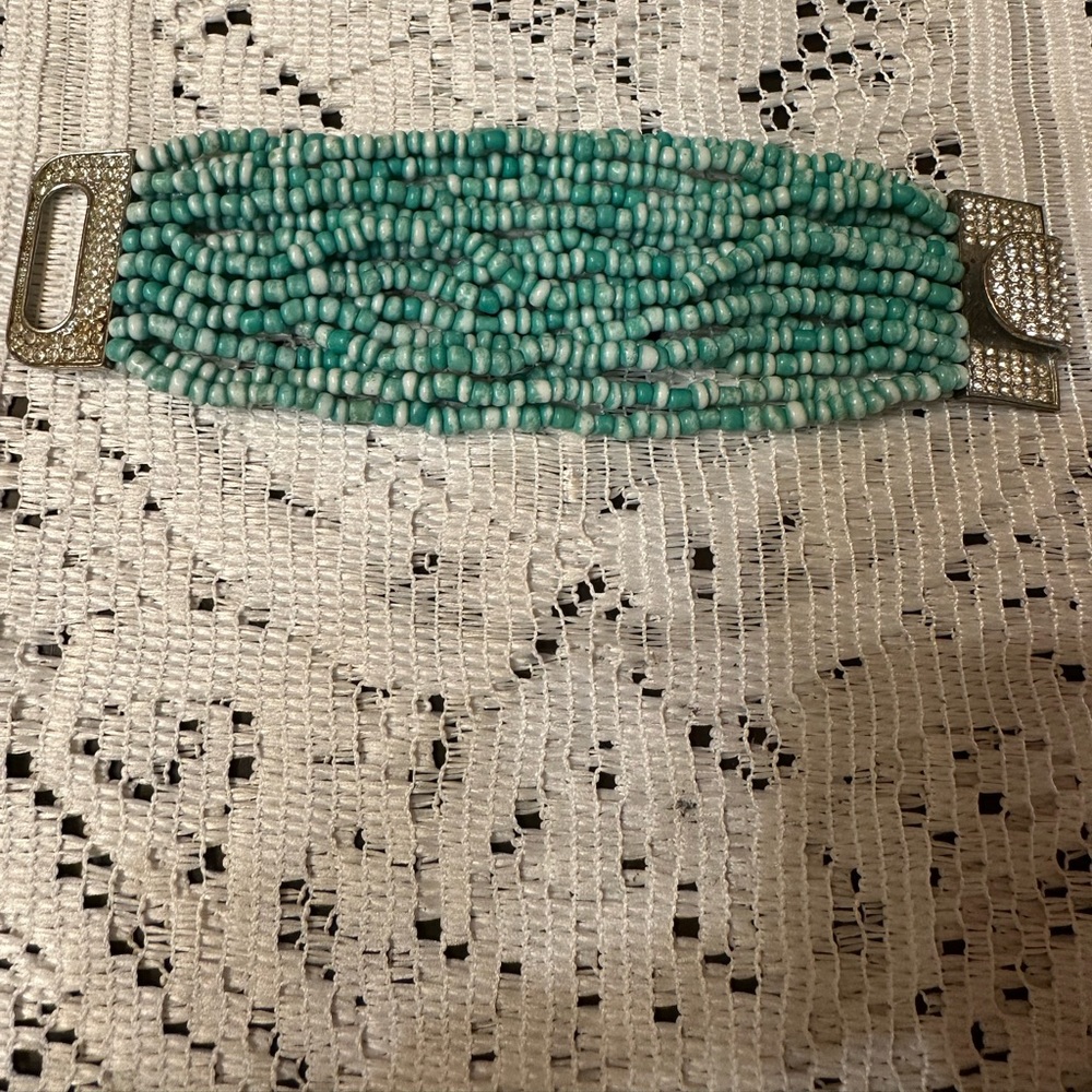 🥰 Turquoise real bead bracelet